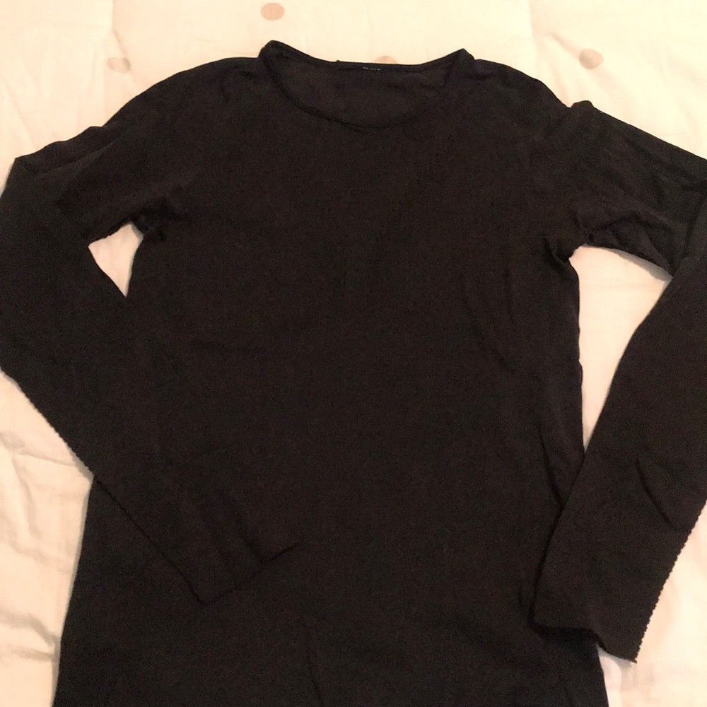 Lululemon Perforated Long Sleeve Tech Tee